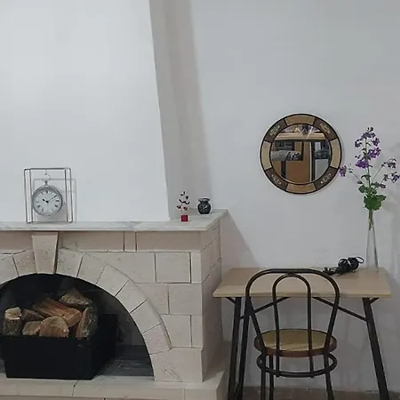 Lovely In With Its Own Pool Apartment Strinilas