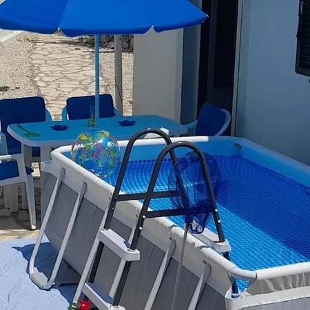 Lovely In With Its Own Pool *