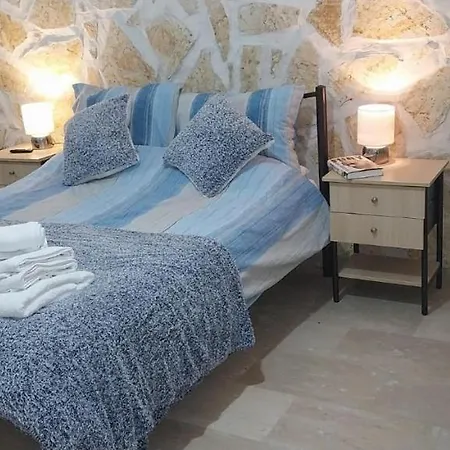 Lovely In With Its Own Pool Apartment *