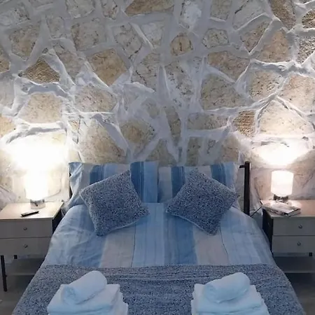 Lovely In With Its Own Pool Apartment *