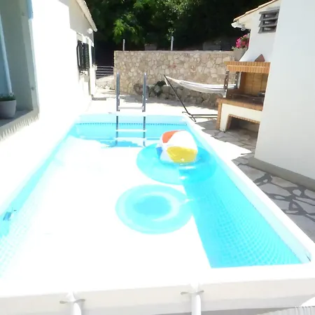 Lovely In Strinilas With Its Own Pool