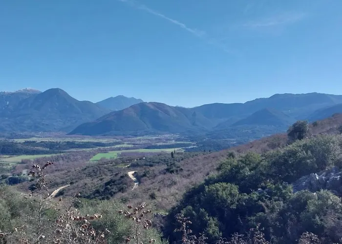 Apartmán Lovely In With Its Own Pool Strinilas