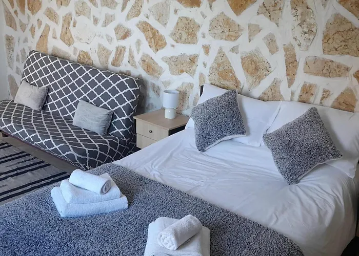 Lovely In With Its Own Pool * Strinilas