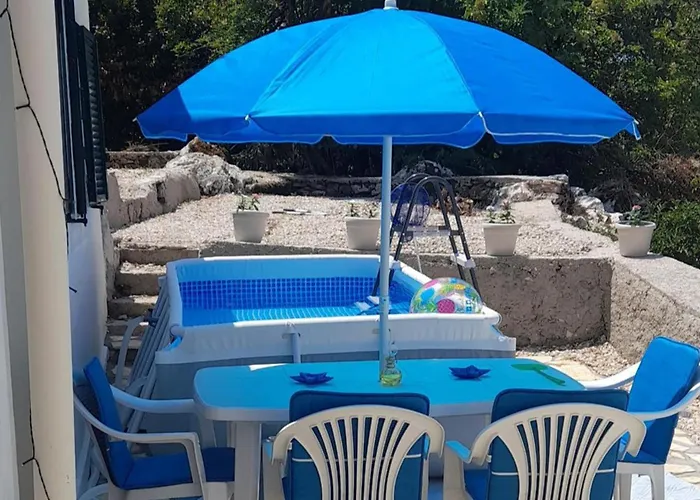 Lovely In With Its Own Pool *